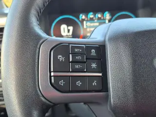 Ford F-150 2023 4x4 Lariat 4dr SuperCrew 5.5 ft. SB