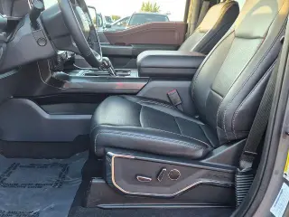 Ford F-150 2023 4x4 Lariat 4dr SuperCrew 5.5 ft. SB
