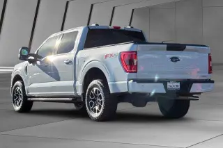 Ford F-150 2022 4x4 XLT 4dr SuperCrew 5.5 ft. SB
