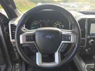 Ford F-150 2020 4x4 Lariat 4dr SuperCrew 5.5 ft. SB