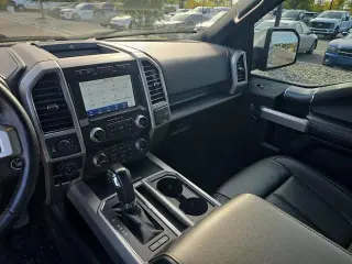 Ford F-150 2020 4x4 Lariat 4dr SuperCrew 5.5 ft. SB