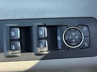 Ford F-150 2019 4x4 XL 4dr SuperCrew 5.5 ft. SB