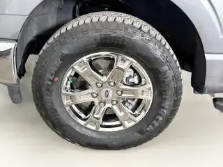 Ford F-150 2021 4x4 XLT 4dr SuperCrew 5.5 ft. SB