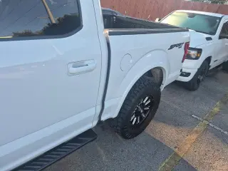 Ford F-150 2018 4x4 XLT 4dr SuperCrew 5.5 ft. SB