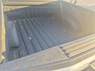 Ford F-150 2018 4x4 XLT 4dr SuperCrew 5.5 ft. SB