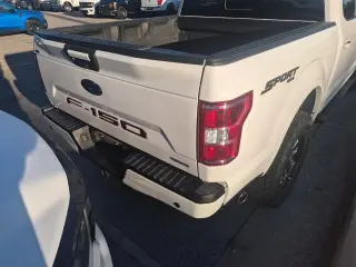 Ford F-150 2018 4x4 XLT 4dr SuperCrew 5.5 ft. SB