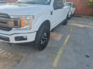 Ford F-150 2018 4x4 XLT 4dr SuperCrew 5.5 ft. SB