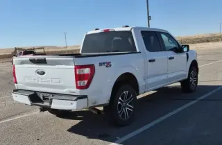 Ford F-150 2023 4x4 XL 4dr SuperCrew 5.5 ft. SB