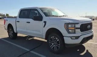 Ford F-150 2023 4x4 XL 4dr SuperCrew 5.5 ft. SB