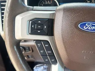 Ford F-150 2018 4x4 King Ranch 4dr SuperCrew 5.5 ft. SB