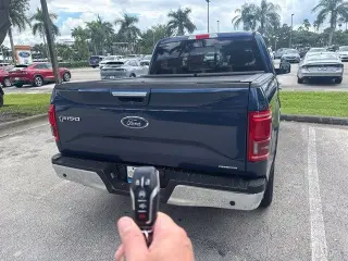 Ford F-150 2016 4x4 King Ranch 4dr SuperCrew 5.5 ft. SB