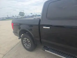 Ford F-150 2019 4x4 Lariat 4dr SuperCrew 5.5 ft. SB