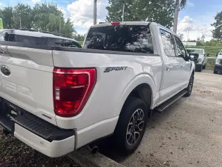 Ford F-150 2023 4x2 XLT 4 puertas SuperCrew 5.5 ft. SB
