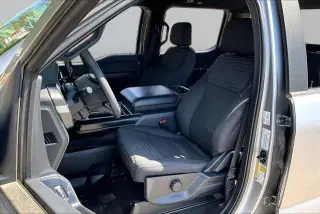 Ford F-150 2023 4x2 XL 4dr SuperCrew 5.5 ft. SB