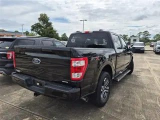 Ford F-150 2023 4x2 XL 4dr SuperCrew 5.5 ft. SB