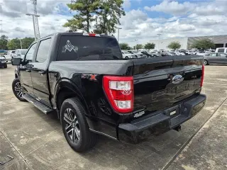Ford F-150 2023 4x2 XL 4dr SuperCrew 5.5 ft. SB