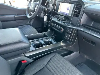 Ford F-150 2023 4x2 XL 4dr SuperCrew 5.5 ft. SB