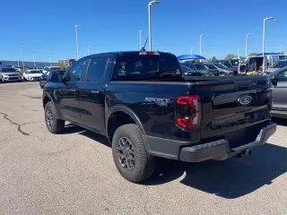 Ford Ranger 2024 4x4 XLT 4d SuperCrew 5.0 ft. SB
