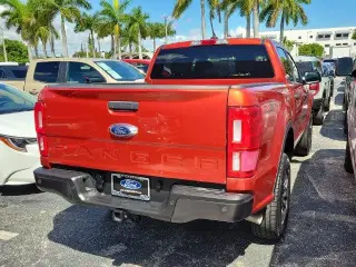 Ford Ranger 2022 4x2 XLT 4 puertas SuperCrew 5.1 ft. SB