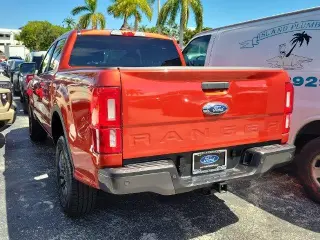 Ford Ranger 2022 4x2 XLT 4 puertas SuperCrew 5.1 ft. SB