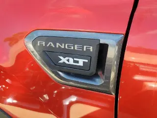 Ford Ranger 2022 4x2 XLT 4 puertas SuperCrew 5.1 ft. SB