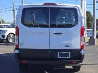 Ford Transit 2025 250 3dr SWB Techo Bajo Furgón de Carga