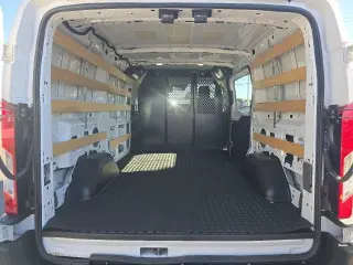 Ford Transit 2025 250 3dr SWB Techo Bajo Furgón de Carga