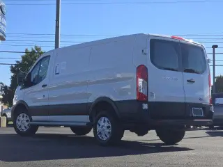 Ford Transit 2025 250 3dr SWB Techo Bajo Furgón de Carga