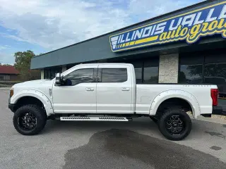 Ford F-350 Super Duty 2018 4x4 Limited 4dr Crew Cab 6.8 ft. SB SRW Pickup
