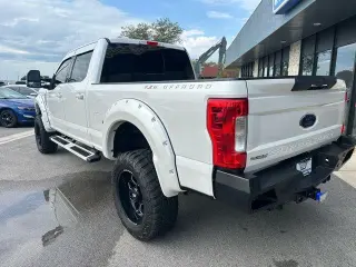 Ford F-350 Super Duty 2018 4x4 Limited 4dr Crew Cab 6.8 ft. SB SRW Pickup