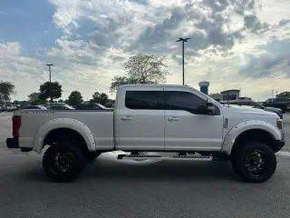 Ford F-350 Super Duty 2018 4x4 Limited 4dr Crew Cab 6.8 ft. SB SRW Pickup