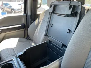 Ford F-350 Super Duty 2022 4x4 XLT 4dr Crew Cab 6.8 ft. SB SRW Pickup