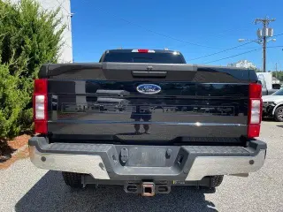 Ford F-350 Super Duty 2022 4x4 XLT 4dr Crew Cab 6.8 ft. SB SRW Pickup