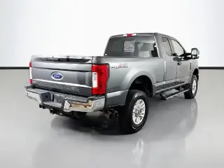 Ford F-250 Super Duty 2017 4x4 XLT 4dr SuperCab 6.8 ft. SB Pickup