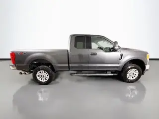 Ford F-250 Super Duty 2017 4x4 XLT 4dr SuperCab 6.8 ft. SB Pickup