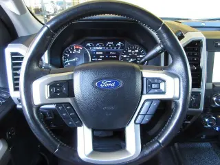 Ford F-250 Super Duty 2021 4x4 Lariat 4dr Crew Cab 6.8 ft. SB Pickup