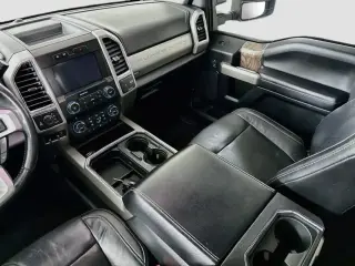 Ford F-250 Super Duty 2018 4x4 Lariat 4dr Crew Cab 6.8 ft. SB Pickup