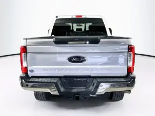 Ford F-250 Super Duty 2018 4x4 Lariat 4dr Crew Cab 6.8 ft. SB Pickup