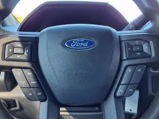 Ford F-250 Super Duty 2019 4x4 XLT 4dr Crew Cab 6.8 ft. SB Pickup