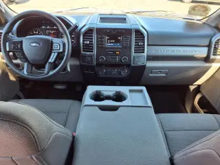 Ford F-250 Super Duty 2019 4x4 XLT 4dr Crew Cab 6.8 ft. SB Pickup