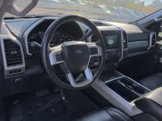 Ford F-250 Super Duty 2019 4x4 Lariat 4dr Crew Cab 6.8 ft. SB Pickup