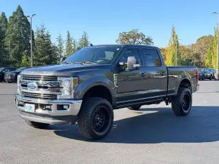 Ford F-250 Super Duty 2019 4x4 Lariat 4dr Crew Cab 6.8 ft. SB Pickup