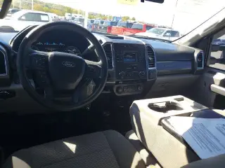 Ford F-250 Super Duty 2017 4x4 XLT 4dr Crew Cab 6.8 ft. SB Pickup