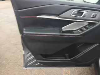 Ford Explorer 2025 AWD ST 4dr SUV