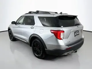 Ford Explorer 2022 AWD XLT 4dr SUV