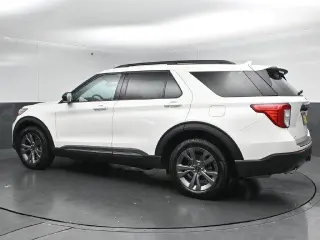 Ford Explorer 2024 AWD XLT 4 puertas SUV