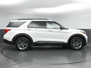 Ford Explorer 2024 AWD XLT 4 puertas SUV