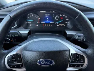 Ford Explorer 2023 AWD XLT 4dr SUV