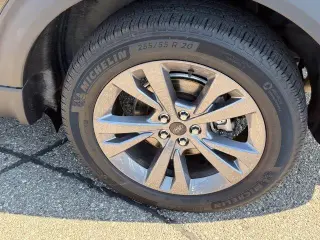 Ford Explorer 2023 AWD XLT 4dr SUV