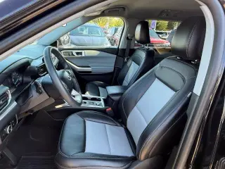 Ford Explorer 2023 AWD XLT 4dr SUV